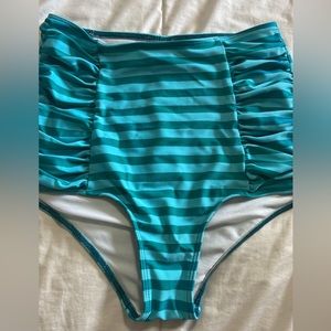 Kortni Jeane Side Ruched Bottoms